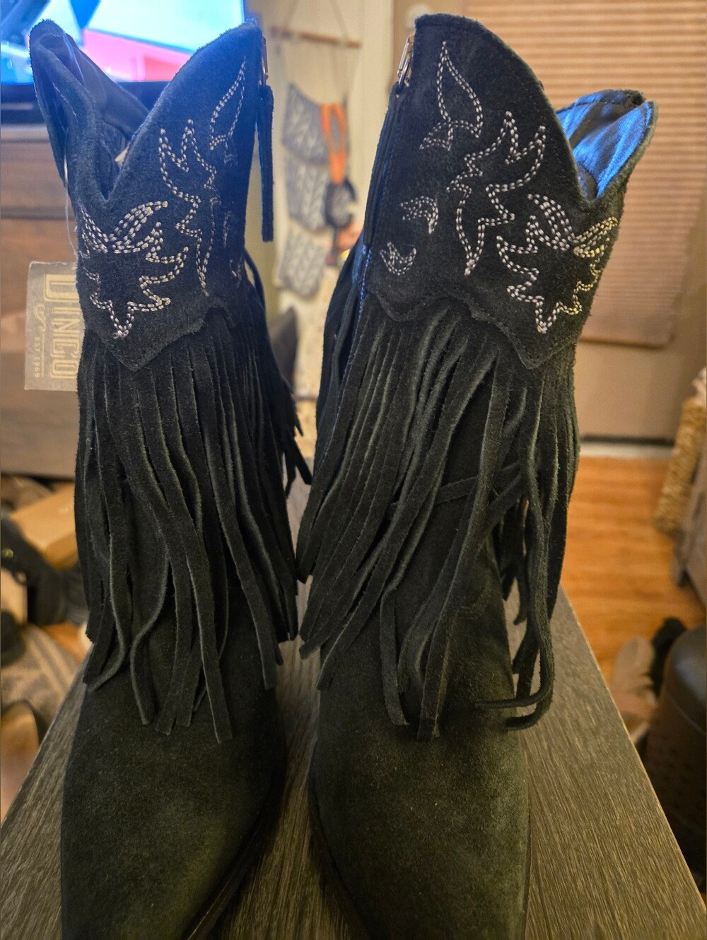 Dingo Crazy Train Fringe Embroidered Pointed Toe Cowboy Booties In Black 8m - Picture 2 of 7